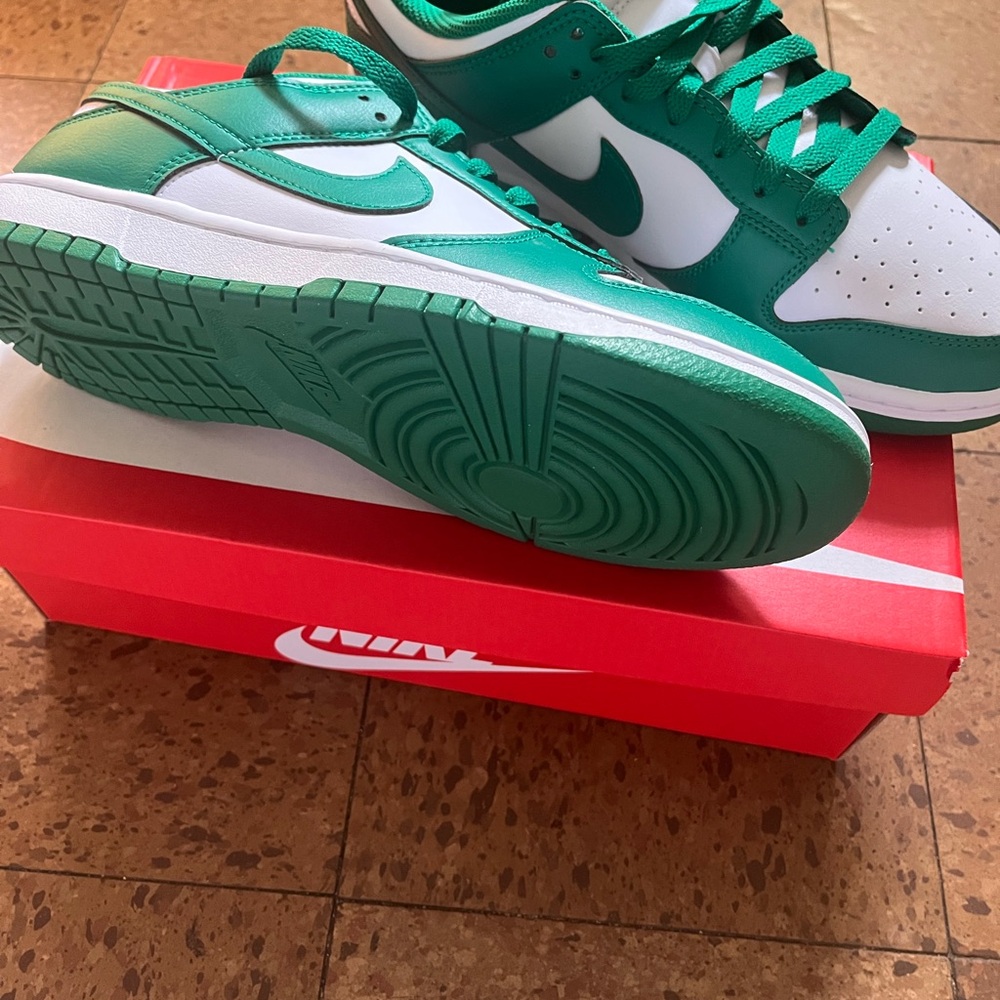 Nike Emerald and White Athletic Shoes